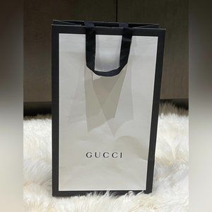 Gucci paper shopping bag Authentic